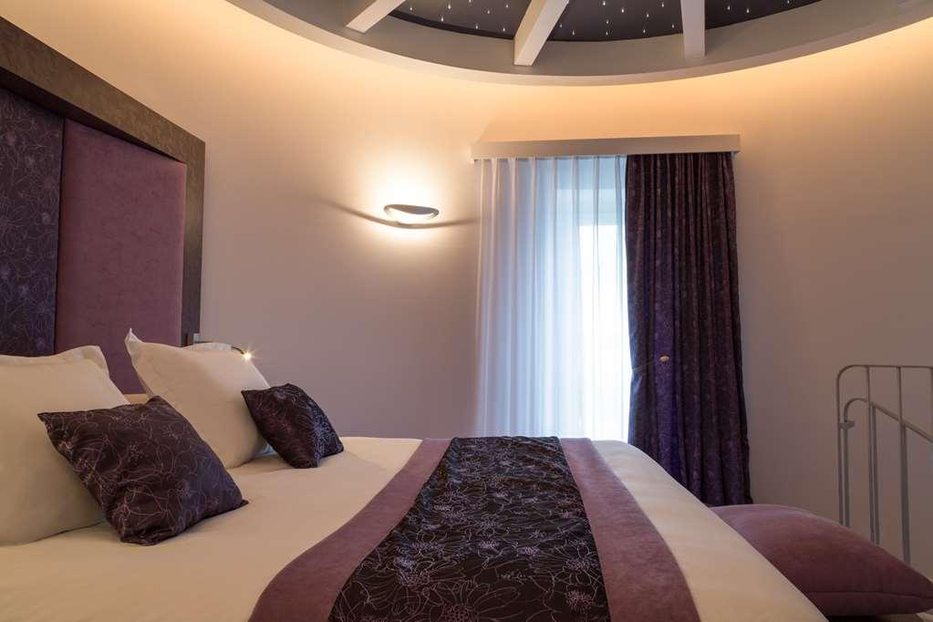 Domaine La Charpiniere, The Originals Collection Hotel Saint-Galmier Værelse billede
