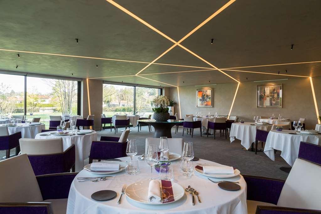 Domaine La Charpiniere, The Originals Collection Hotel Saint-Galmier Restaurant billede