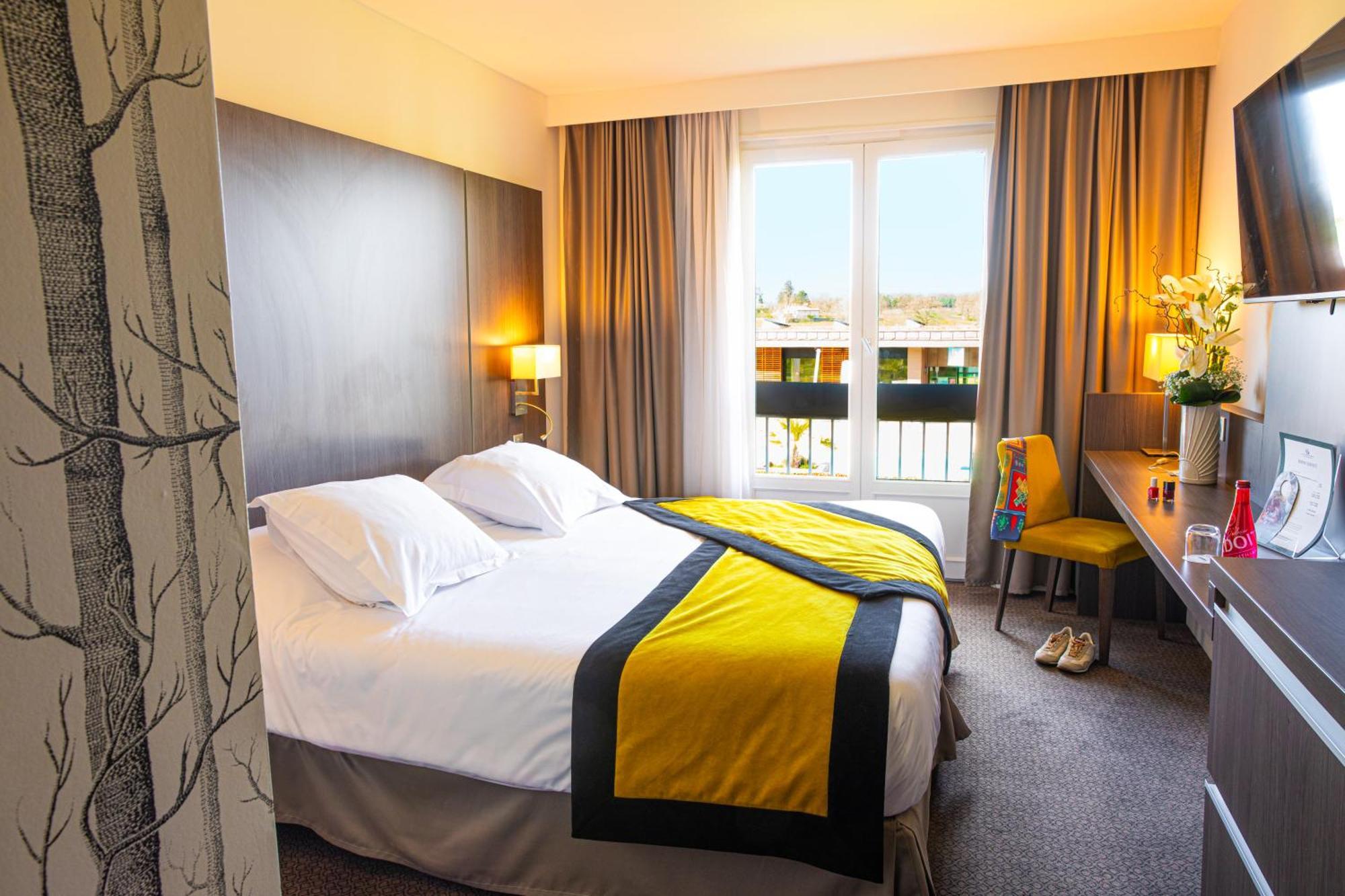 Domaine La Charpiniere, The Originals Collection Hotel Saint-Galmier Eksteriør billede
