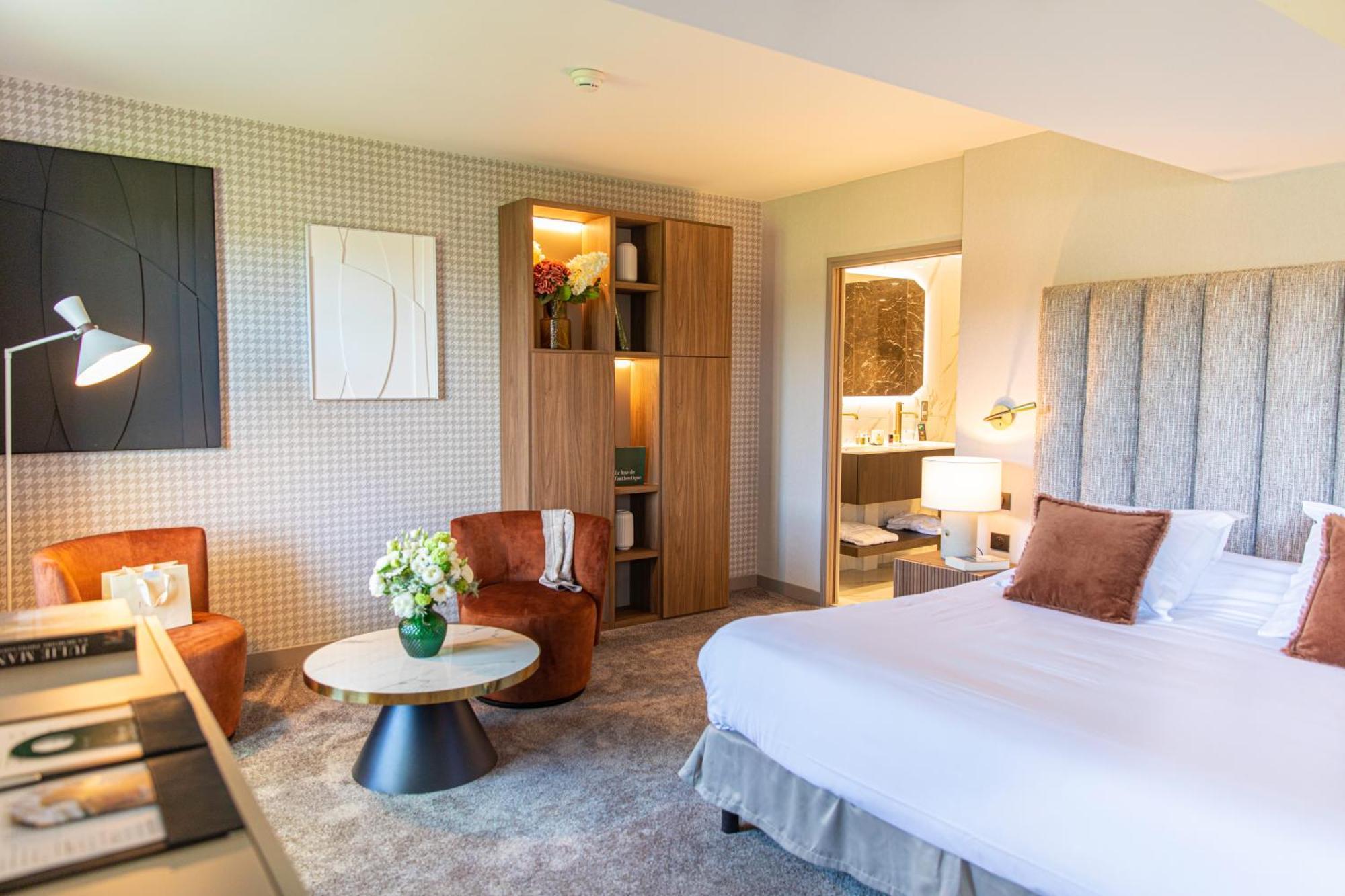 Domaine La Charpiniere, The Originals Collection Hotel Saint-Galmier Eksteriør billede